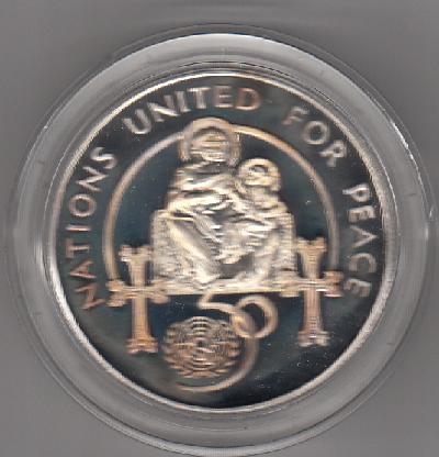 Beschrijving: 100 Dram 50 Th UNITED NATIONS MADONNA/CHILD